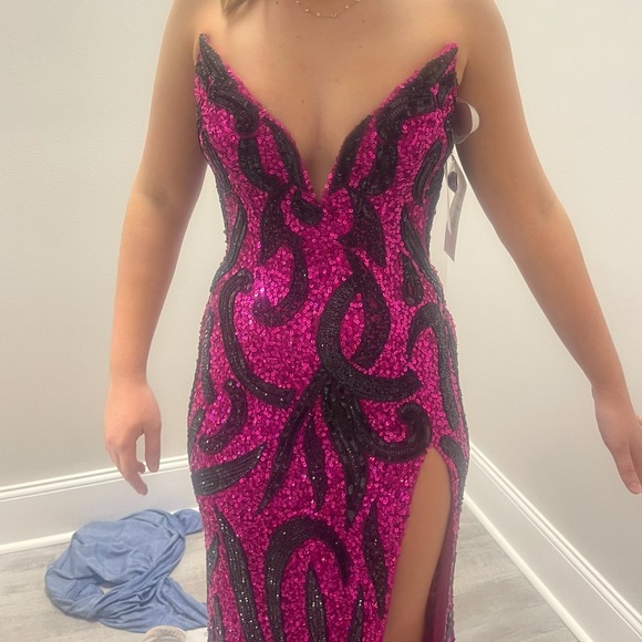 Ava Presley Dresses & Skirts - Glamorous Fuchsia and Black Sequin Gown